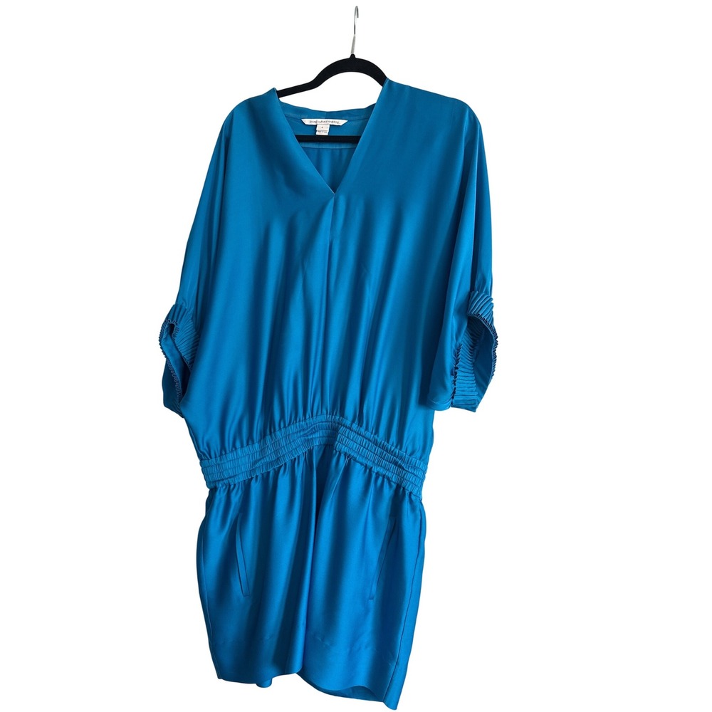 DIANE von FURSTENBERG Blue V Neck Dolman Sleeve Smocked Waist Mini Dress Size 4